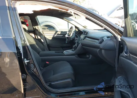 2018 Honda Civic Sport z USA, uszkodzony, nr VIN SHHFK7H42JU412751